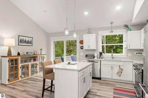 Kitchen - 9232 S Flaska Dr, Cedar, MI 49621 photo 4 of 5
