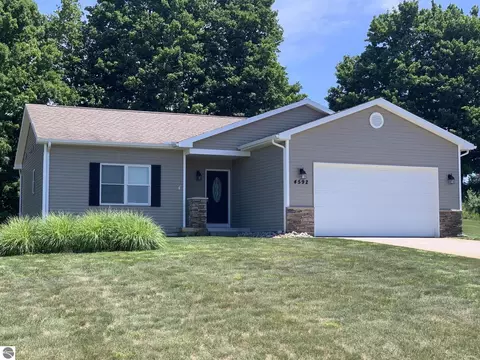 4592 Fairway Dr, Traverse City, MI 49685