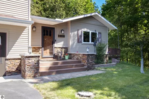 11446 Barnes Rd, Kewadin, MI 49648
