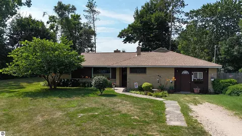 3488 E Rosebush Rd, Rosebush, MI 48878