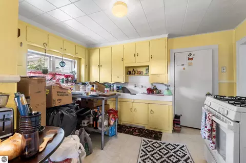 Kitchen - 1805 E State St, Cheboygan, MI 49721 photo 2 of 2