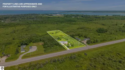 View/Area - 1805 E State St, Cheboygan, MI 49721 photo 1 of 6