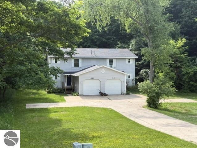 2688 Windcrest Ln, Traverse City, MI 49686