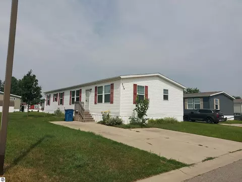 2179 Leisure Ln, Traverse City, MI 49686