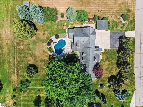 View/Area - 115 Golfside Dr, Alma, MI 48801 photo 4 of 13