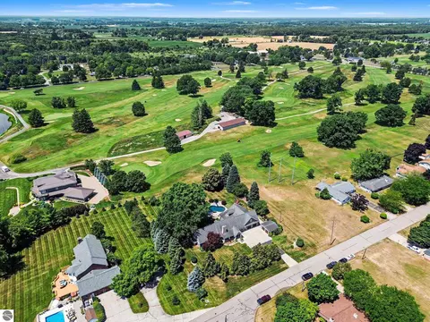 View/Area - 115 Golfside Dr, Alma, MI 48801 photo 3 of 13