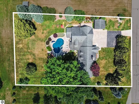 View/Area - 115 Golfside Dr, Alma, MI 48801 photo 13 of 13