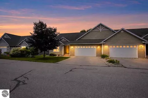 4865 Black Bear Dr #19, Traverse City, MI 49685