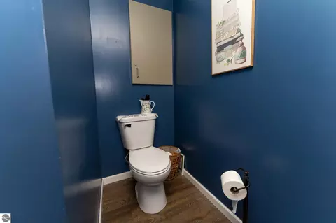 Bath - 522 N 2nd St, Shepherd, MI 48883 photo 6 of 6