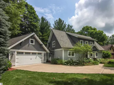 7705 Platte Plains Trl #10, Thompsonville, MI 49683