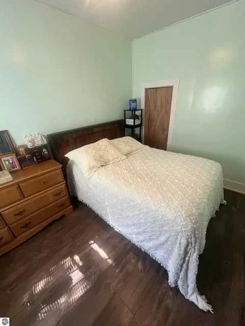 Bedroom - 910 E Arcada St, Ithaca, MI 48847 photo 1 of 4