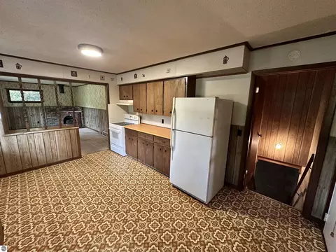 950 E Sullivan Woods, Cedar, MI 49621 photo 22