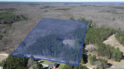 3041 Dockery Rd NW, Williamsburg, MI 49690