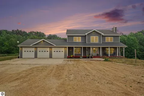 6600 N Crawford Rd, Rosebush, MI 48878