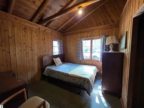 Bedroom - 8152 Beech St, Hale, MI 48739 photo 1 of 2