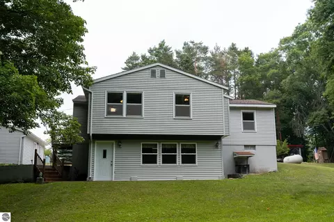 Exterior - 2539 E And 2765 E Rock Rd, Clare, MI 48617 photo 3 of 32