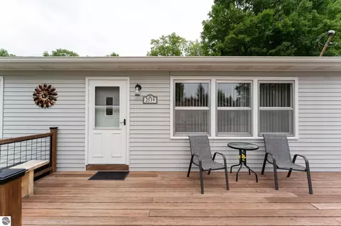 Exterior - 2539 E And 2765 E Rock Rd, Clare, MI 48617 photo 22 of 32