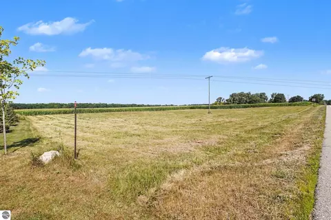 tbd N Luce Rd, Alma, MI 48801 photo 3