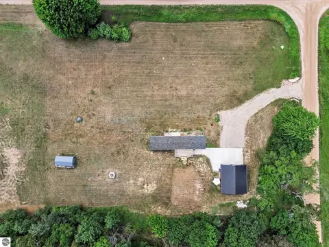 View/Area - 8985 S Fordyce Rd, Shepherd, MI 48883 photo 2 of 2