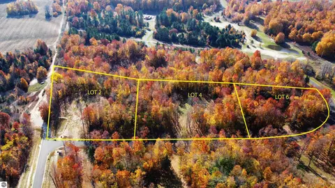 5011 Paradise Rnch, Kingsley, MI 49649