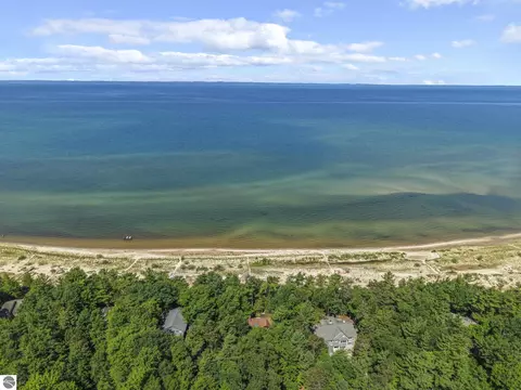 2359 San Marino Trl, Kewadin, MI 49648