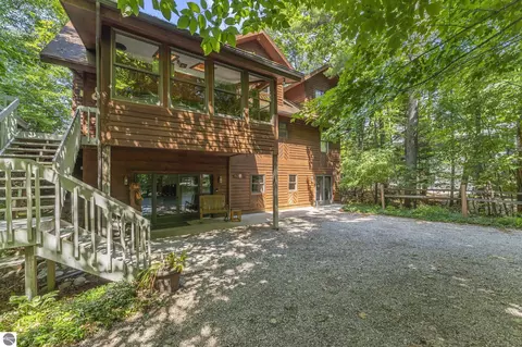 2359 San Marino Trl, Kewadin, MI 49648