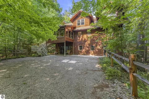 2359 San Marino Trl, Kewadin, MI 49648