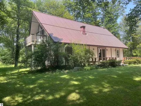 Exterior - 2354 E Huron, Au Gres, MI 48703 photo 2 of 6