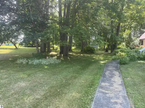 Exterior - 2354 E Huron, Au Gres, MI 48703 photo 3 of 6