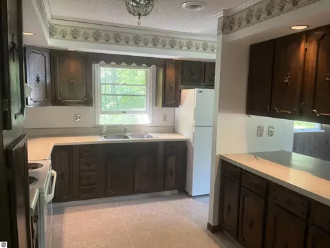 Kitchen - 2354 E Huron, Au Gres, MI 48703 photo 1 of 2