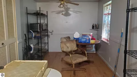 Dining - 910 N Bowery, Gladwin, MI 48624 photo 1 of 1