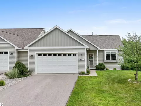 4812 Kodiak Dr, Traverse City, MI 49685
