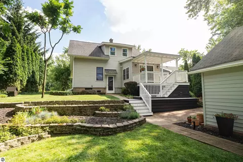 1803 NW Leonard St, Grand Rapids, MI 49504