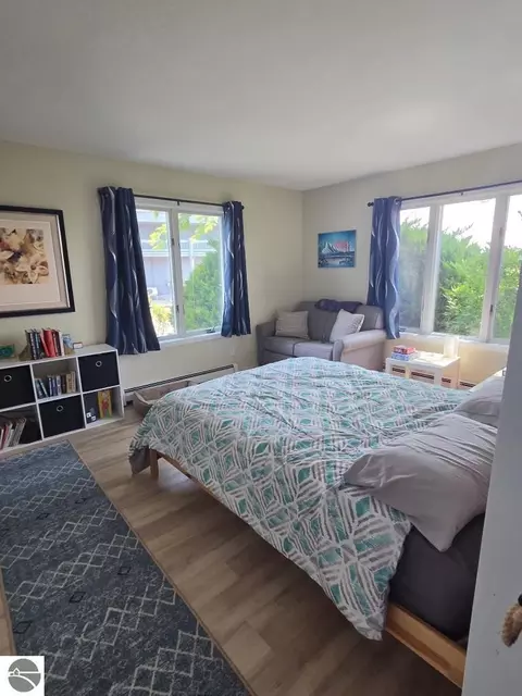 Bedroom - 3008 E Midshipman Dr, Au Gres, MI 48703 photo 2 of 9