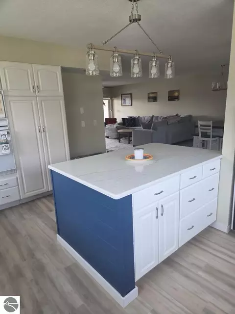 Kitchen - 3008 E Midshipman Dr, Au Gres, MI 48703 photo 2 of 8