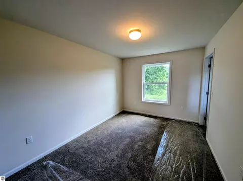 Bedroom - 262 Stern Dr, Au Gres, MI 48703 photo 4 of 6
