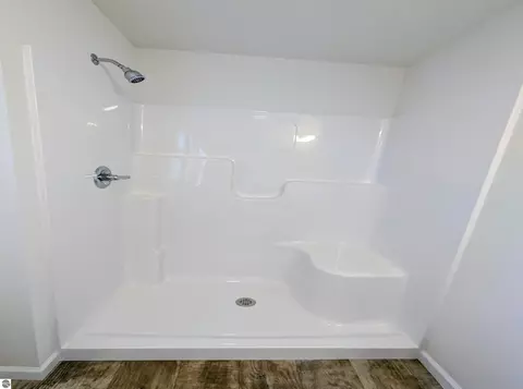 Bath - 262 Stern Dr, Au Gres, MI 48703 photo 5 of 5