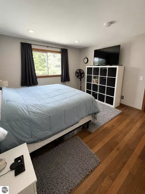 Bedroom - 5850 E Baseline Rd, Mount Pleasant, MI 48858 photo 1 of 2