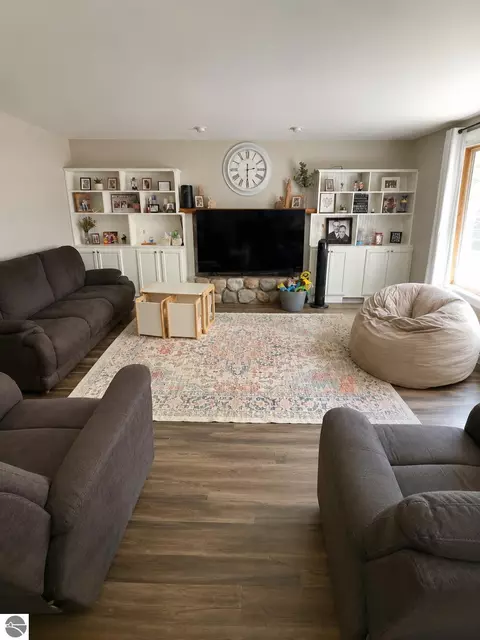 Living - 5850 E Baseline Rd, Mount Pleasant, MI 48858 photo 1 of 1