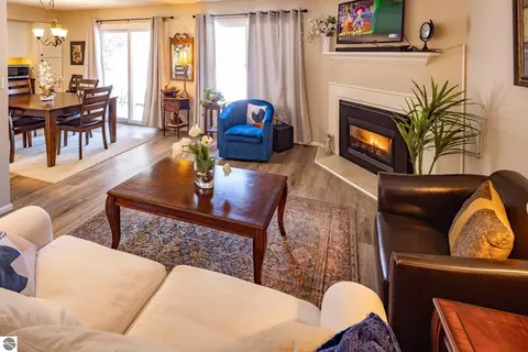 136 Mathison Rd # 10, Traverse City, MI 49686