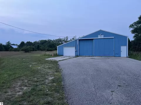 4700 W Empire Hwy, Glen Arbor, MI 49630