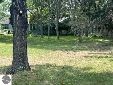 lot W H W Fifth St, Northport, MI 49670