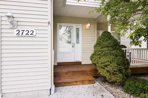 Exterior - 2722 Ruby St, Traverse City, MI 49684 photo 1 of 5