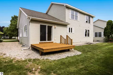 Exterior - 2722 Ruby St, Traverse City, MI 49684 photo 4 of 5
