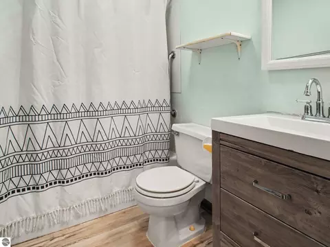 Bath - 10705 E Second St, Fowler, MI 48835 photo 1 of 1