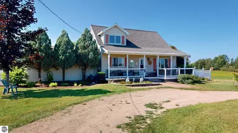 668 S Nelson, Merritt, MI 49667