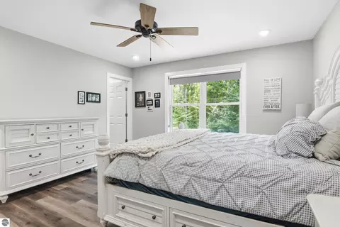 Bedroom - 4893 S Betsie River Rd, Interlochen, MI 49643 photo 4 of 5