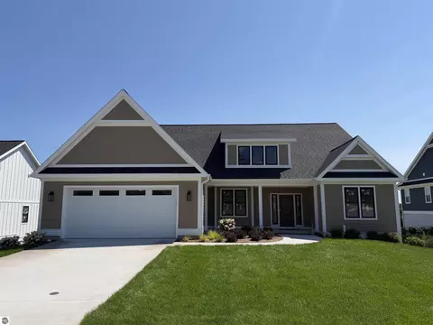 219 Vineyard Ridge Dr, Traverse City, MI 49686