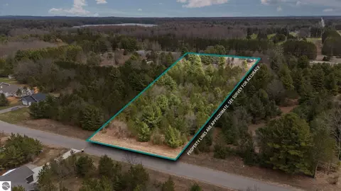 APT 2 Old Cabin Drive, Interlochen, MI 49634