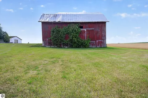 Other - 1629 N Warner Rd, Sumner, MI 48889 photo 15 of 17